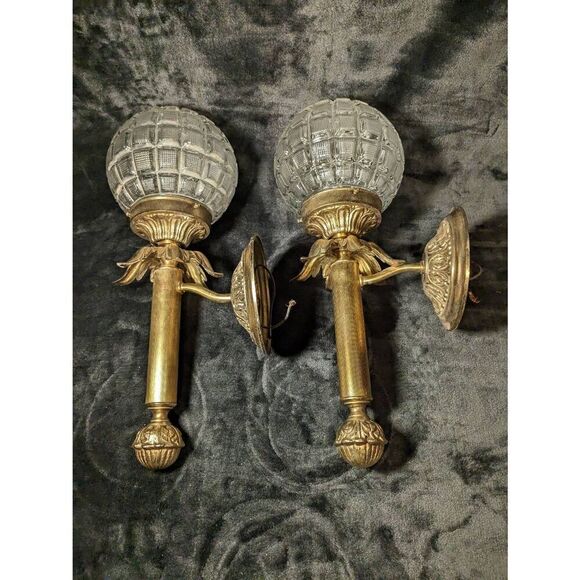 Vintage brass torch light sconces. 18x8 - Picture 1 of 16